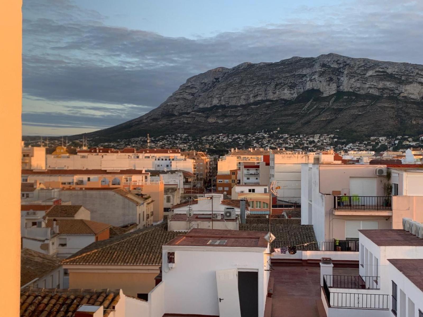 Gran Piso Con Estilo En El Centro De Denia Lejlighed Eksteriør billede